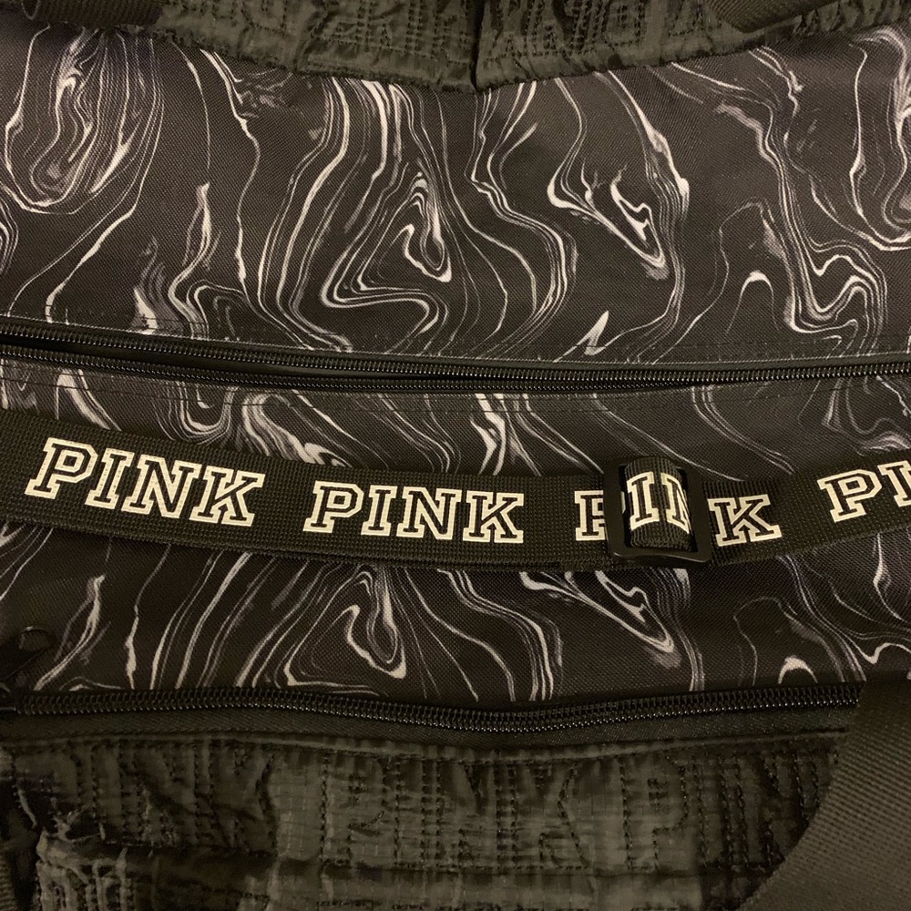 PINK Victoria’s Secret